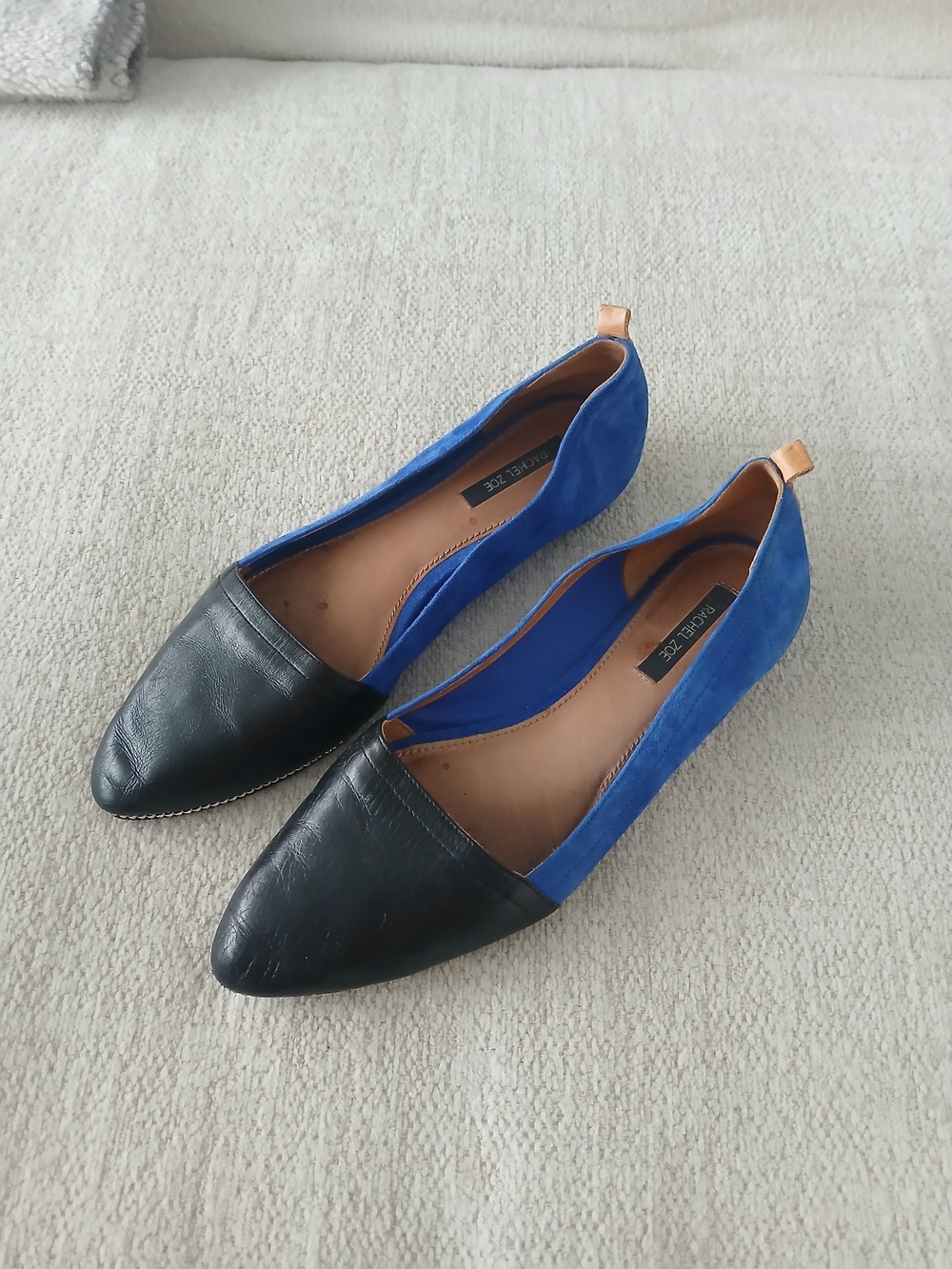 •Rachel Zoe• Blue and Black Pointed Toe Flats with Silver Chain Wrapped